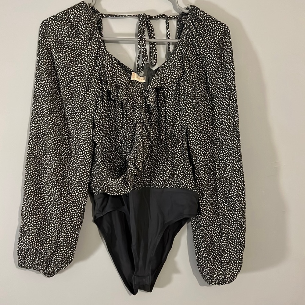 Altar’d state grey body suite.